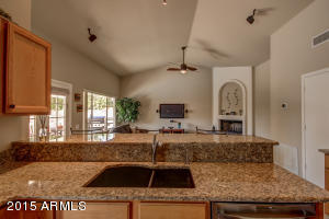 4207 E Taro Ln, Phoenix, AZ 85050 photo 15