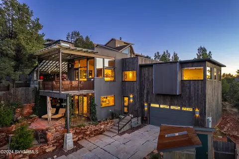 590 Circle Dr, Sedona, AZ 86336