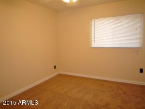 4137 W Harmont Dr, Phoenix, AZ 85051 photo 9