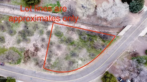 3220 E Montezuma Ave, Rimrock, AZ 86335