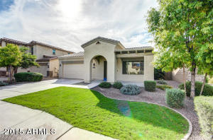 1027 E Blue Spruce Ln, Gilbert, AZ 85298 photo 2
