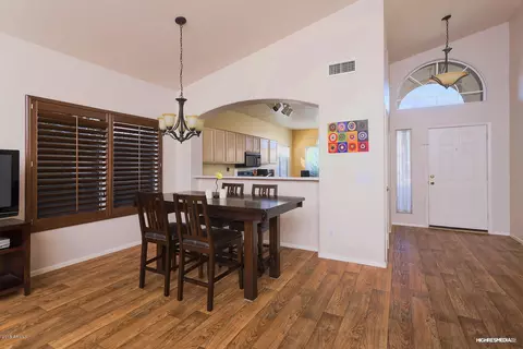 4627 E Michelle Dr, Phoenix, AZ 85032 photo 4
