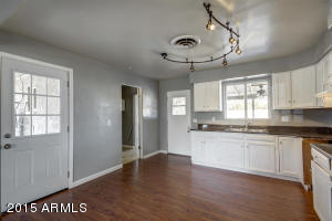 842 E 6th Ave, Mesa, AZ 85204 photo 1