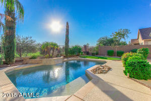 3549 E Meadowview Dr, Gilbert, AZ 85298 photo 1