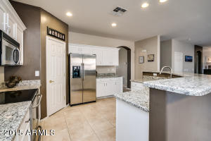 10466 E Kiva Ave, Mesa, AZ 85209 photo 7