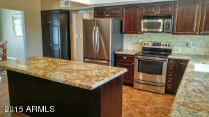 318 E Waltann Ln, Phoenix, AZ 85022 photo 9