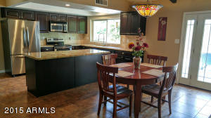318 E Waltann Ln, Phoenix, AZ 85022 photo 8