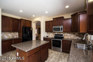 2945 E Lynx Way, Gilbert, AZ 85298 photo 5