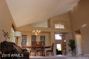 327 E Hiddenview Dr, Phoenix, AZ 85048 photo 9