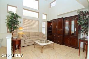 2337 E Gelding Dr, Phoenix, AZ 85022 photo 4