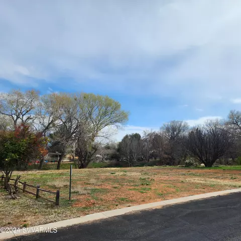 10345 E Creekside Dr, Cornville, AZ 86325 photo 2
