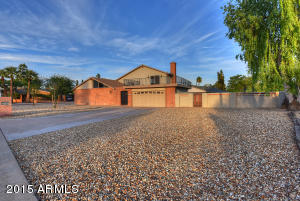 2533 E Becker Ln, Phoenix, AZ 85028 photo 2