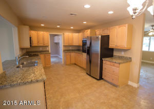 2101 E Claire Dr, Phoenix, AZ 85022 photo 7