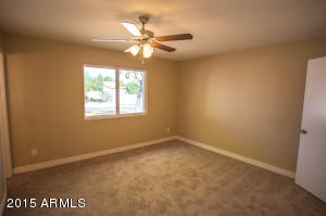 2101 E Claire Dr, Phoenix, AZ 85022 photo 13