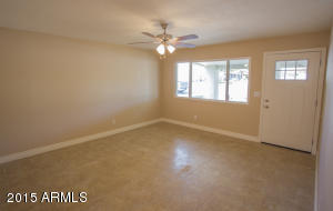2101 E Claire Dr, Phoenix, AZ 85022 photo 4