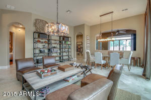 3534 E Robin Ln, Phoenix, AZ 85050 photo 11