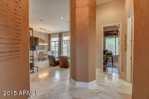 3534 E Robin Ln, Phoenix, AZ 85050 photo 7
