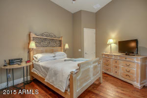3534 E Robin Ln, Phoenix, AZ 85050 photo 37