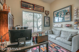 3534 E Robin Ln, Phoenix, AZ 85050 photo 8