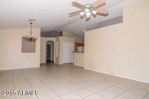 3402 E Menadota Dr, Phoenix, AZ 85050 photo 9