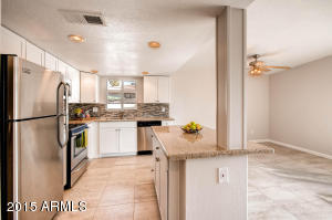 826 E Marilyn Ave, Mesa, AZ 85204 photo 9