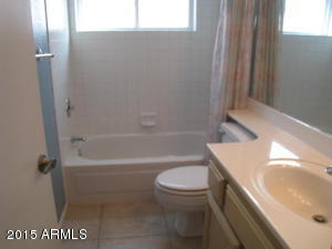 3329 E Siesta Ln, Phoenix, AZ 85050 photo 11