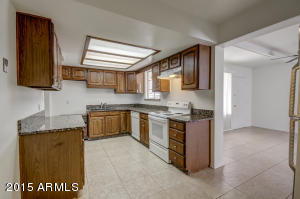 7310 N 20th Dr, Phoenix, AZ 85021 photo 8