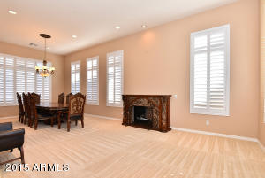 3654 E Crest Ln, Phoenix, AZ 85050 photo 10