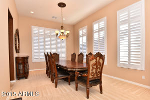 3654 E Crest Ln, Phoenix, AZ 85050 photo 7