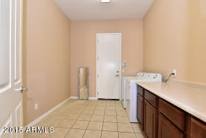 3654 E Crest Ln, Phoenix, AZ 85050 photo 38