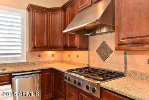 3654 E Crest Ln, Phoenix, AZ 85050 photo 20