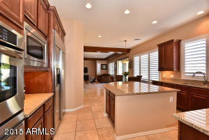 3654 E Crest Ln, Phoenix, AZ 85050 photo 22