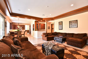 3654 E Crest Ln, Phoenix, AZ 85050 photo 34