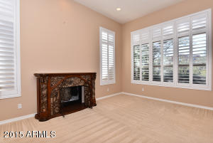 3654 E Crest Ln, Phoenix, AZ 85050 photo 8