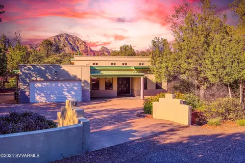 460 Juniper Dr, Sedona, AZ 86336