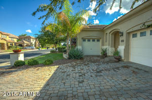 2687 E Parkview Dr, Gilbert, AZ 85295 photo 3