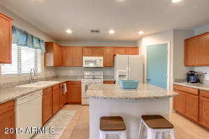 3923 E Sundance Ave, Gilbert, AZ 85297 photo 15