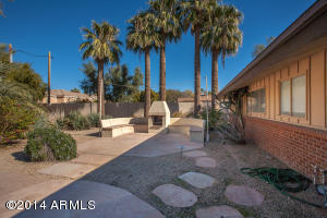 5827 E Indian School Rd, Phoenix, AZ 85018 photo 12