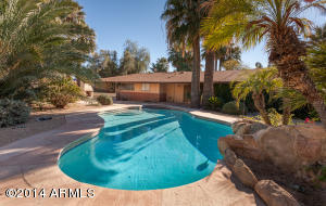 5827 E Indian School Rd, Phoenix, AZ 85018 photo 10