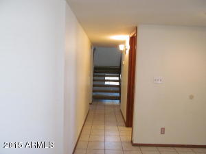 261 E Kroll Dr, Gilbert, AZ 85234 photo 4