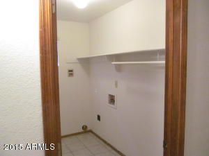 261 E Kroll Dr, Gilbert, AZ 85234 photo 8