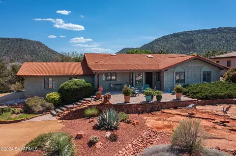 255 Deer Pass Dr, Sedona, AZ 86351