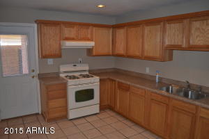 1722 E Nancy Ln, Phoenix, AZ 85042 photo 3
