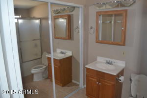 1722 E Nancy Ln, Phoenix, AZ 85042 photo 9