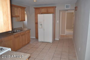 1722 E Nancy Ln, Phoenix, AZ 85042 photo 4