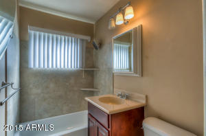 1913 E Mitchell Dr, Phoenix, AZ 85016 photo 7
