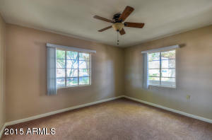 1913 E Mitchell Dr, Phoenix, AZ 85016 photo 9