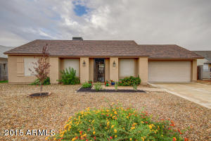 907 W Mohawk Ln, Phoenix, AZ 85027 photo 2