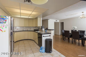 5672 N 12th St, Phoenix, AZ 85014 photo 2