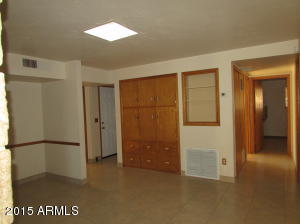 4208 E San Miguel Ave, Phoenix, AZ 85018 photo 9